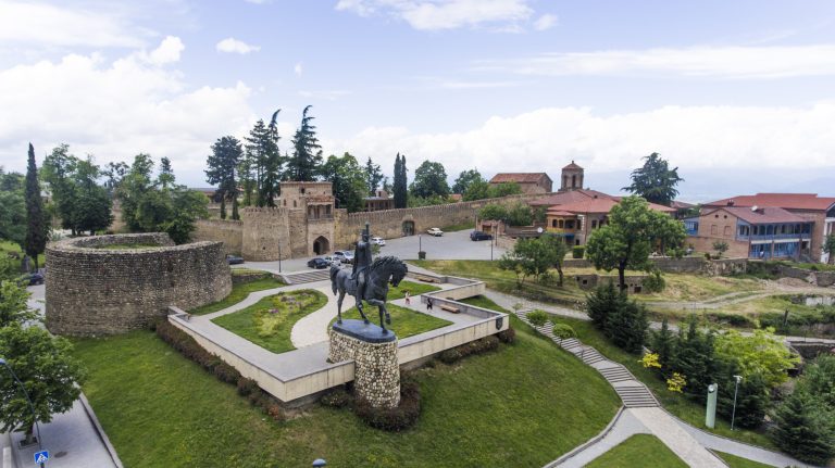 „ბატონის ციხის“ არქიტექტურული კომპლექსი დღემდე შემორჩენილი ერთადერთი სამეფო სასახლეა საქართველოში – ერეკლე მეორეს სახლ–მუზეუმი