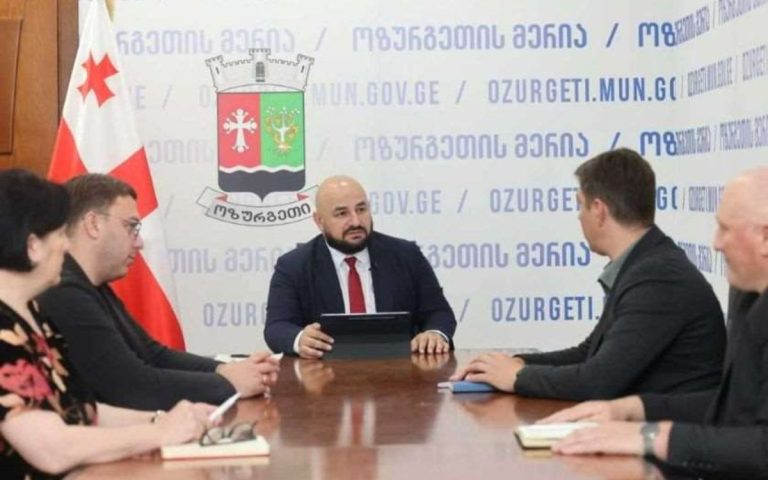 ოზურგეთს 8 ახალი, თანამედროვე ტიპის ავტობუსი მოემსახურება