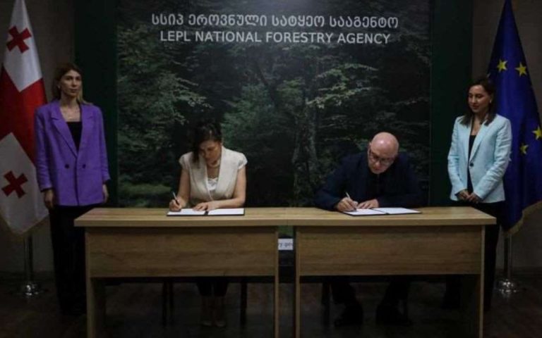 კავკასიის რეგიონულ გარემოსდაცვით ცენტრთან ეროვნულ სატყეო სააგენტოს დიდი ხნის თანამშრომლობა აკავშირებს