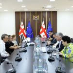 ვარდი შეუდარებელია, როგორც სილამაზით, ისე განუმეორებელი | შენი სოფელი