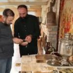 ლანჩხუთის მთავარი ნაძვის ხე სოციალურ ქსელს იპყრობს | შენი სოფელი