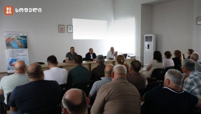 შეხვედრაზე მონაწილეებს ინფორმაცია მიეწოდათ ღვინის ხარისხის კვლევებით განსაზღვრული ძირითადი პარამეტრების შესახებ. ყურადღება გამახვილდა ლაბორატორიული კვლევების მნიშვნელობაზე ღვინის ხარისხის შეფასებისა და პროდუქციის ხარისხის უზრუნველყოფის პროცესში