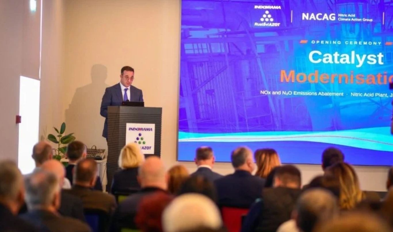 „რუსთავის აზოტში" განხორციელებული პროექტი კარგი მაგალითია იმისა, თუ როგორ შეიძლება თანამედროვე ტექნოლოგიების, კერძო სექტორის ინვესტიციების, საერთაშორისო პარტნიორების და სახელმწიფოს მხარდაჭერის შედეგად კონკრეტული გარემოსდაცვითი შედეგების მიღწევა" -დავით სონღულაშვილი